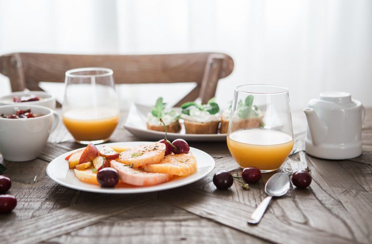 In vijf stappen jouw eigen river tafel met epoxy