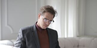 Wat zijn de voordelen voor kinderen om met een financieel hulpverlener te praten?