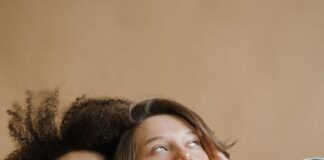 Wat zijn voor jou de belangrijkste kritieken op meisjeskleding als het wordt verkocht door een outlet?