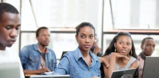 Hoe is de navo verbonden met de landen van europa?